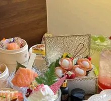 Moonlight Treasure Box Sashimi Platter