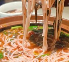 Red Rice Wine Eel Noodles