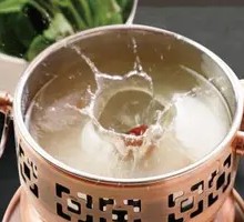 Fresh Chicken Soup with Shepherd's Purse