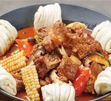 Stewed Pork Ribs in Iron Pot