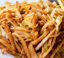 Stir-Fried Scallion Noodles