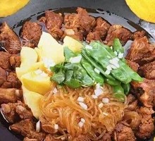 Stir-fried in Iron Pot