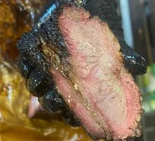 American-style Smoked Grilled Beef Chuck