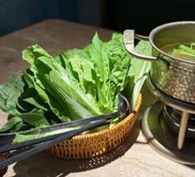 Chicken Soup with Organic Hang Bai Cabbage
