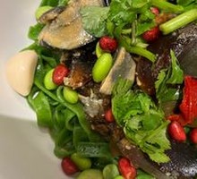 Burned Pepper Egg Spinach Noodles