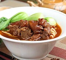 Beef Noodle Soup with Beef Tendon
