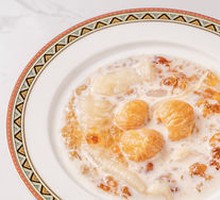 Longan Tamarind Jelly Stewed with Fish Maw