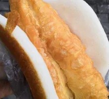 Rice Cake Wrapped with Fried Dough Stick