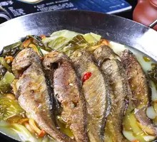 Sour Cabbage and Yellow Croaker