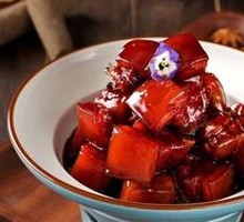 Black Pig Braised Pork