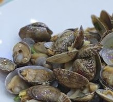 Scallion Stir-fried Clams