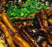 Stir-Fried Eel with Sauce