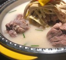 骨头火锅
