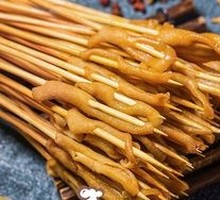 A Lu Qian Qian Duck Intestines