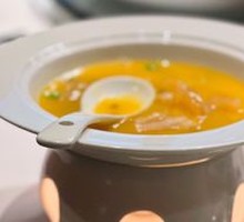 Golden Soup Chicken with Fish Maw