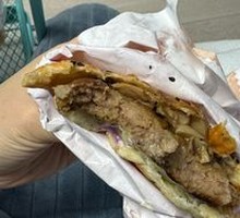 Cumin Mushroom Beef Chinese Burger