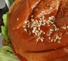 Single Beef Cheeseburger