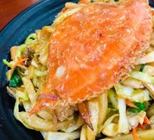 White Crab Stir-fried with Rice Noodles