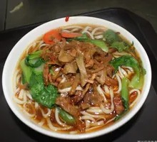 Pickled Vegetable and Pork Noodles