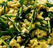 Stir-fried Eggs with Leeks