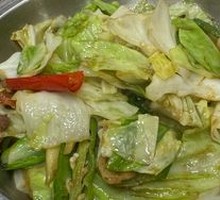 Spicy Pot-Braised Cabbage