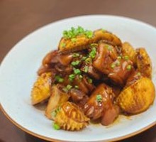 Braised Abalone with Pig Trotters