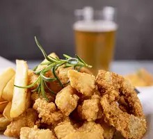 薯条鸡米花拼盘