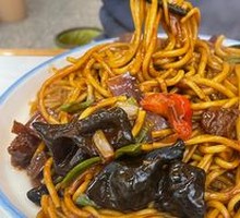 Beef Stir-Fried Noodles