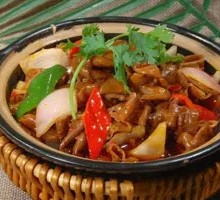Onion and Intestine Stir-fry