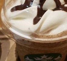 Matcha Cocoa Crunch Frappuccino