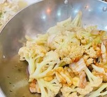 Spicy Cauliflower in Hot Pot