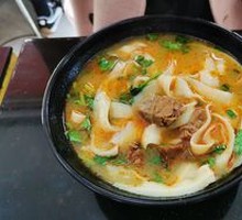 Braised Beef Noodles with Daoxiao Noodles