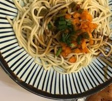 Golden Hot Dry Noodles