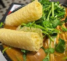 Signature Fried Sauce Rice Noodles