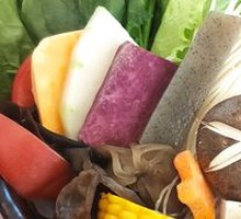 Colorful Vegetable Platter