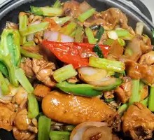 Sauce-Flavored Chicken Pot