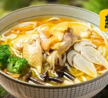 Forest-raised Free-range Chicken Noodles