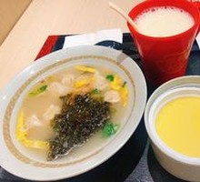 Fresh Meat Dumplings for Breakfast