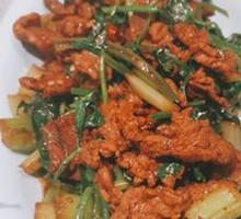 Stir-Fried Beef with Yellow Onion