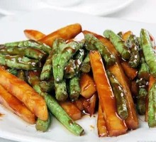 Drumstick Bean and Potato Stir-fry