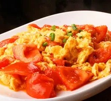 Tomato and Egg Stir-Fry