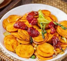 Cantonese Sausage Fried Rice Noodles