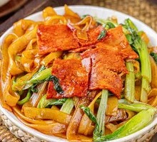 Bacon and Egg Fried Rice Noodles