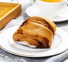 Torn Brown Sugar Steamed Bun