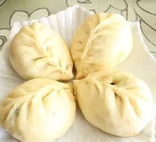 Shepherd's Purse Pork Bun