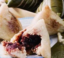 Red Bean and Date Zongzi
