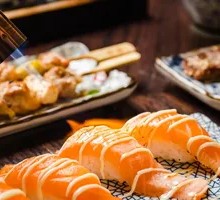 Grilled Salmon Sushi