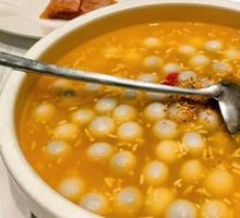 Sweet Wine-filled Dumplings