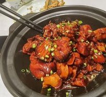 Braised Abalone with Pig Trotters