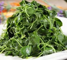 Braised Watercress with Wine